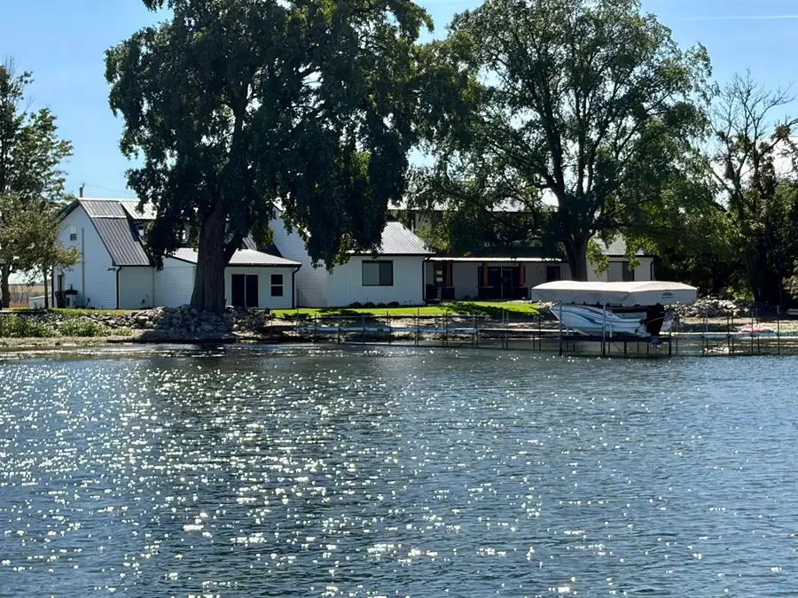 910 Lakeshore Drive, Lakeside, IA 50588 - #2