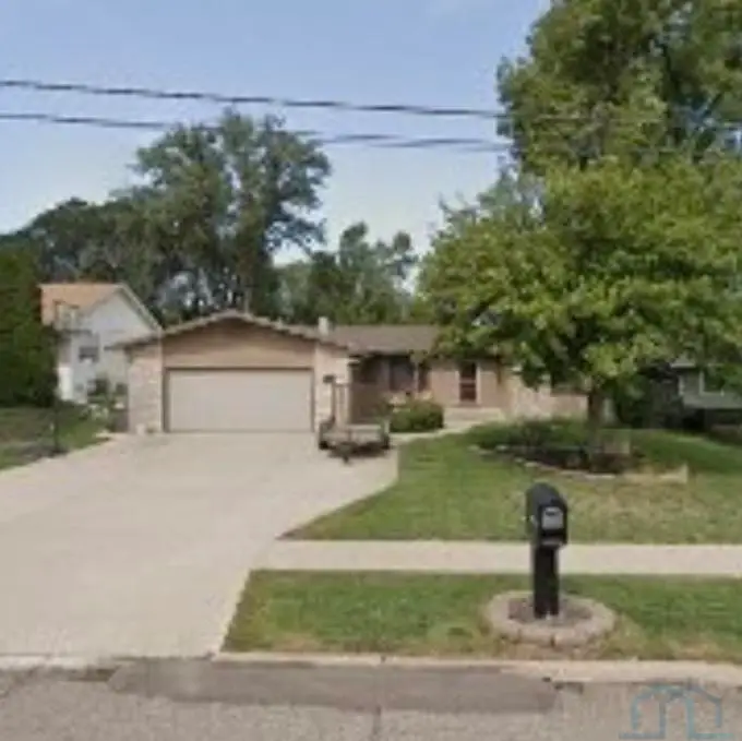 4751 MAYHEW AVE, Sioux City, IA 51106 - #1