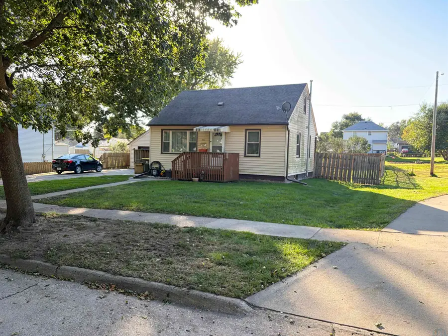 4511 Arthur St., Sioux City, IA 51108 - #3