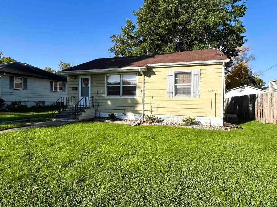 443 NE 2nd Ave, Le Mars, IA 51031 - #2