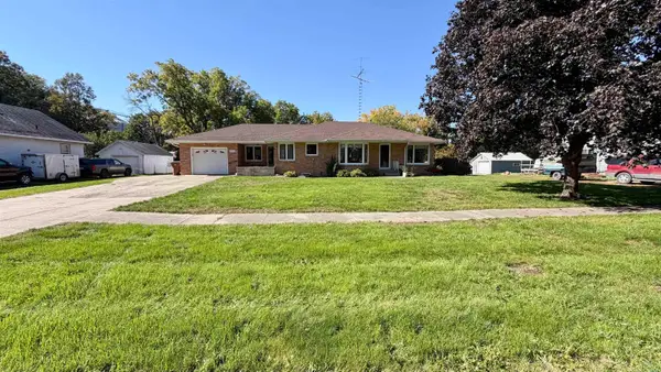 218 N FULTON ST, Newell, IA 50568