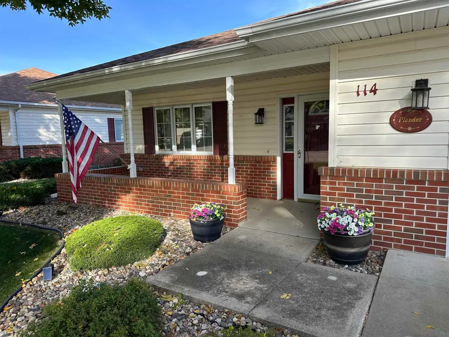 710 2nd Street Se #114, Orange City, IA 51041 - #2