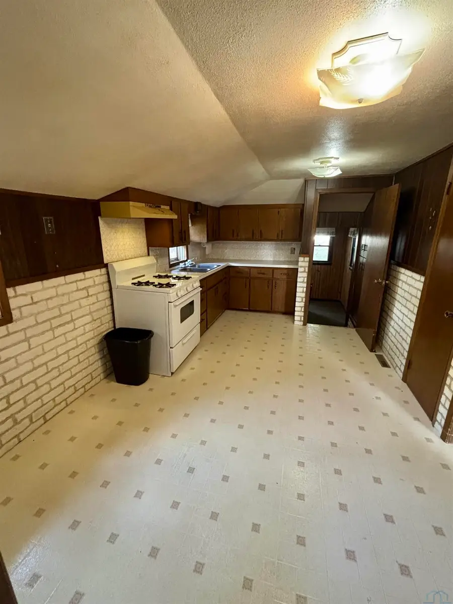 35354 2nd St., Le Mars, IA 51031 - #2
