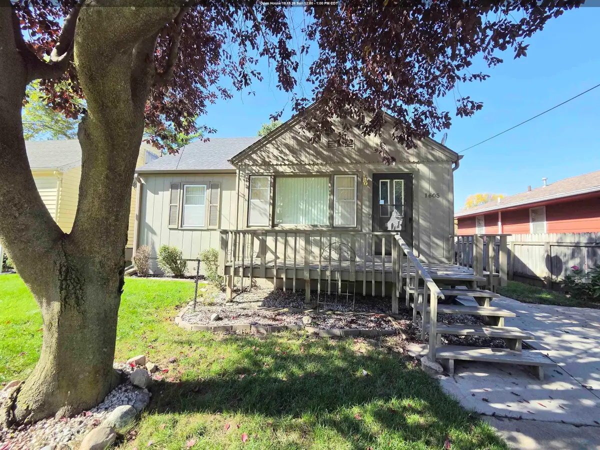 1605 S Cleveland St, Sioux City, IA 51106 - #1