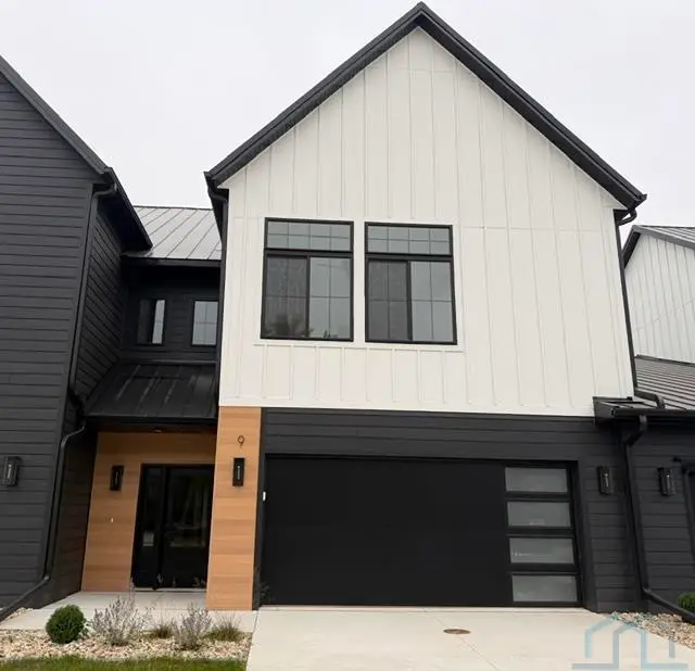 9 E Duke St., Vermillion, SD 57069 - #1