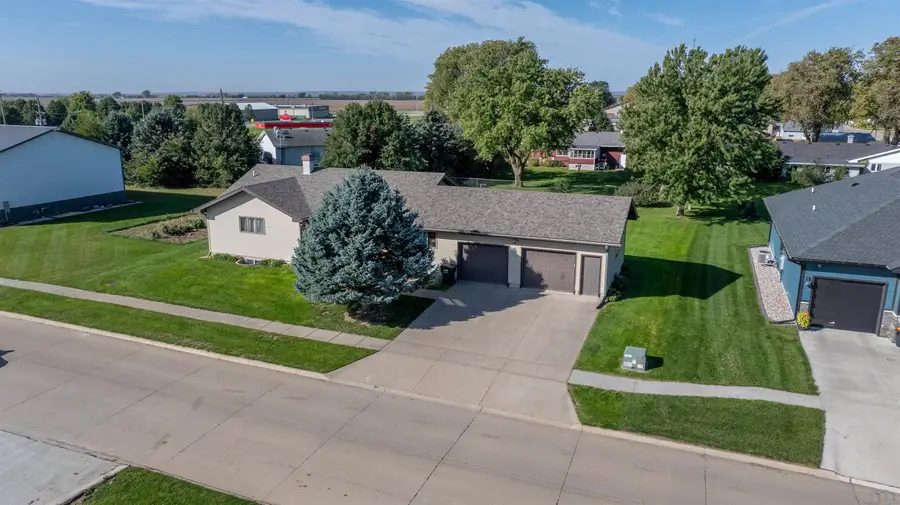 109 Elm Street, Sloan, IA 51055 - #2