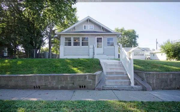 809 S CORNELIA ST, Sioux City, IA 51106