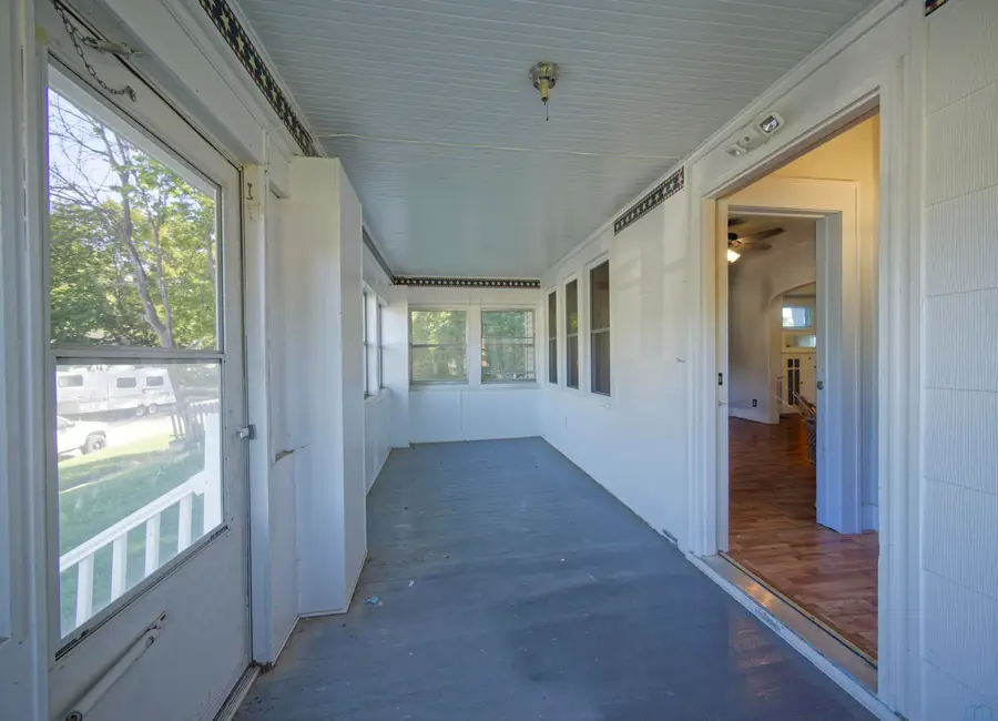809 S CORNELIA ST, Sioux City, IA 51106 - #3