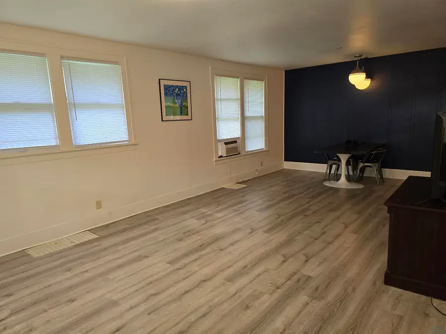 509 ISABELLA ST, Sioux City, IA 51103 - #3