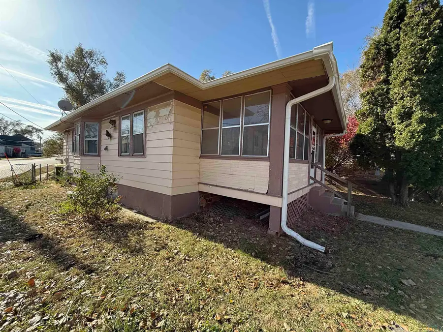 816 16TH ST, Sioux City, IA 51105 - #2