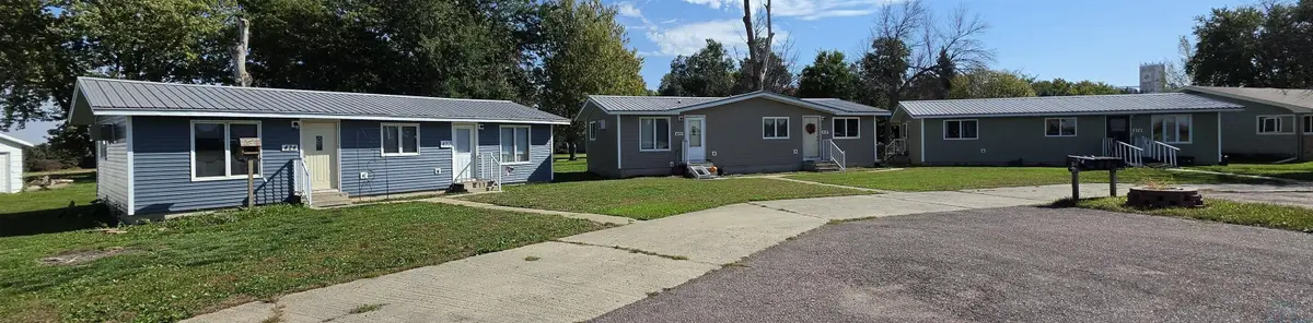 414,418-420,422 N Willow, Paullina, IA 51046 - #1