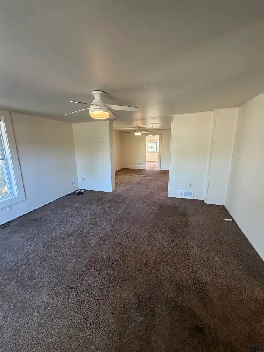 608 W Main St., Vermillion, SD 57069 - #3