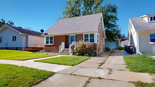131 S 7TH ST, Cherokee, IA 51012