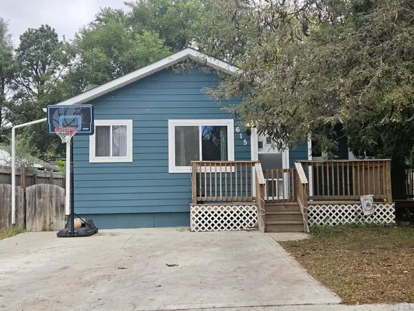 615 W 17TH ST, South Sioux City, NE 68776