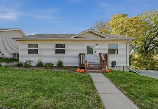 127 Sioux St, Sioux City, IA 51103