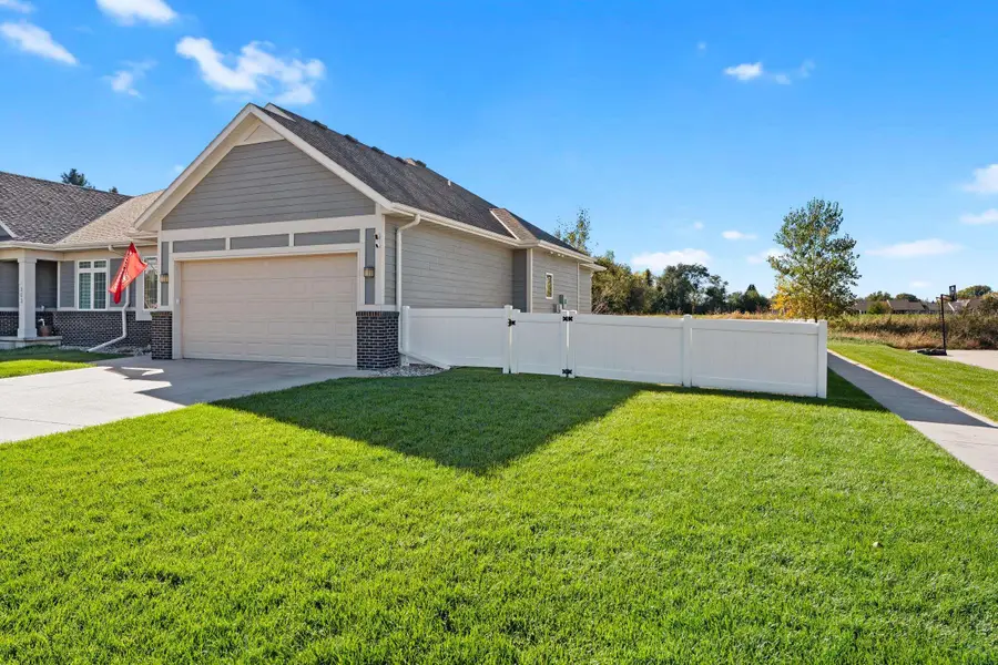 301 S Mickelson, Vermillion, SD 57069 - #3