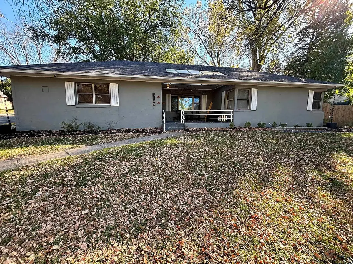 3130 Douglas, Sioux City, IA 51104 - #1