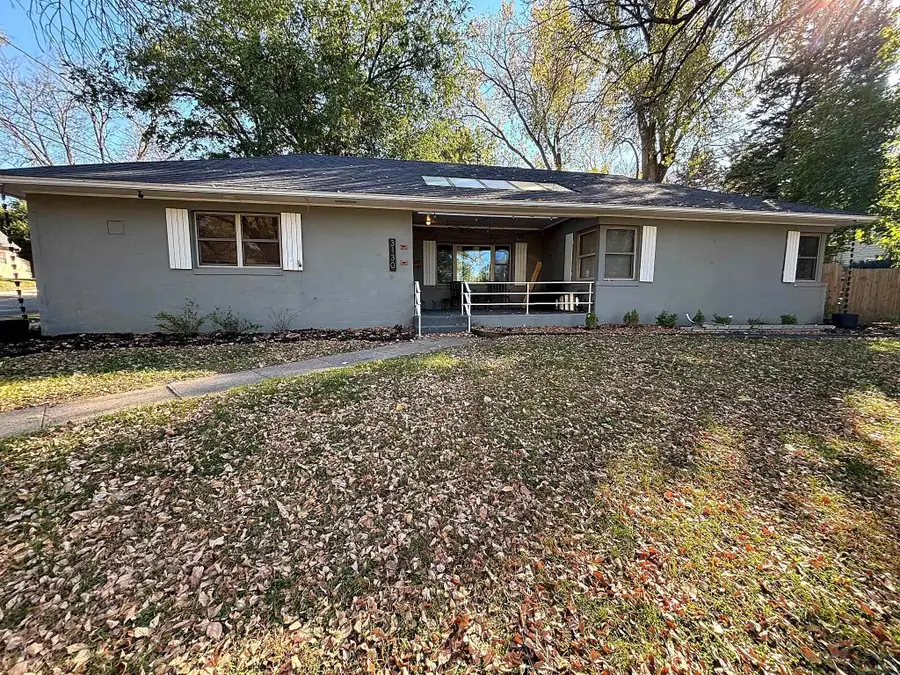 3130 Douglas, Sioux City, IA 51104 - #2