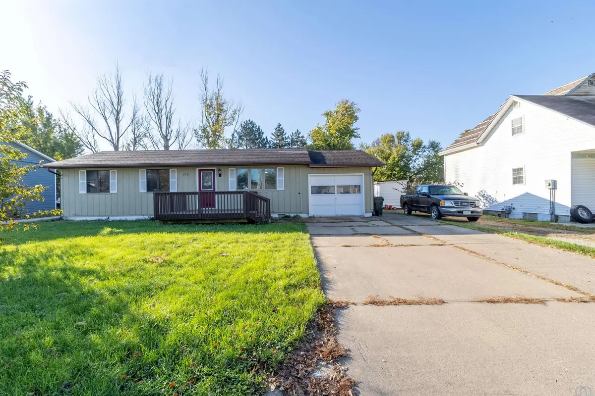 418 8th Street, Sloan, IA 51055 - #1