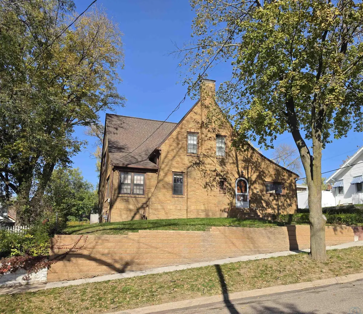 511 31st Street, Sioux City, IA 51104 - #1