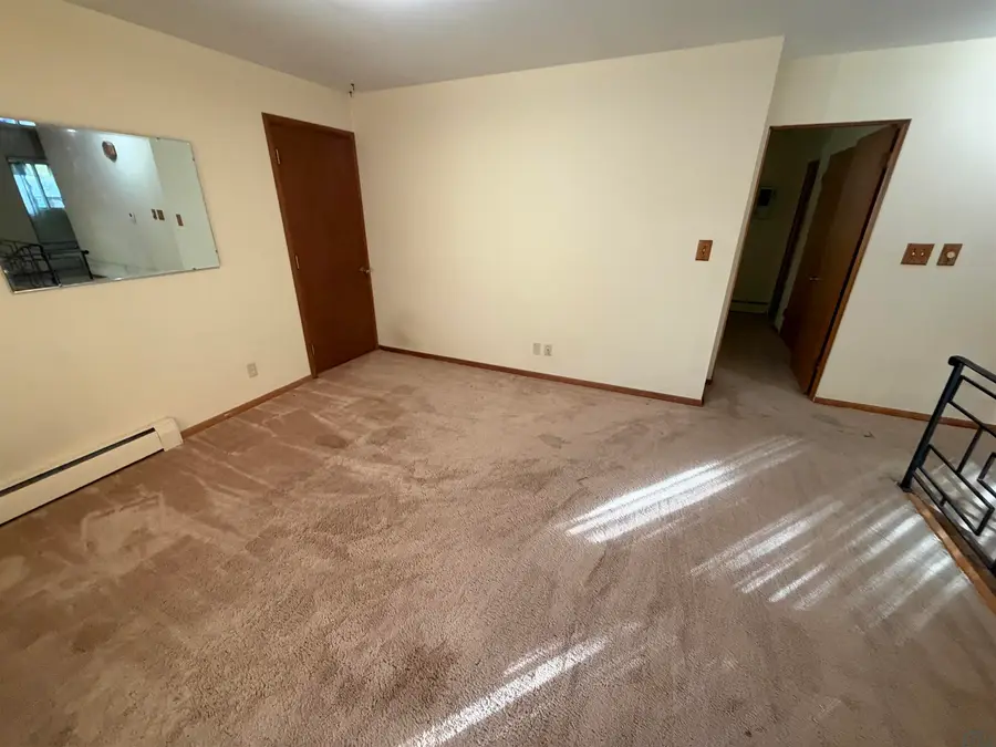 3625 Court, Sioux City, IA 51104 - #3