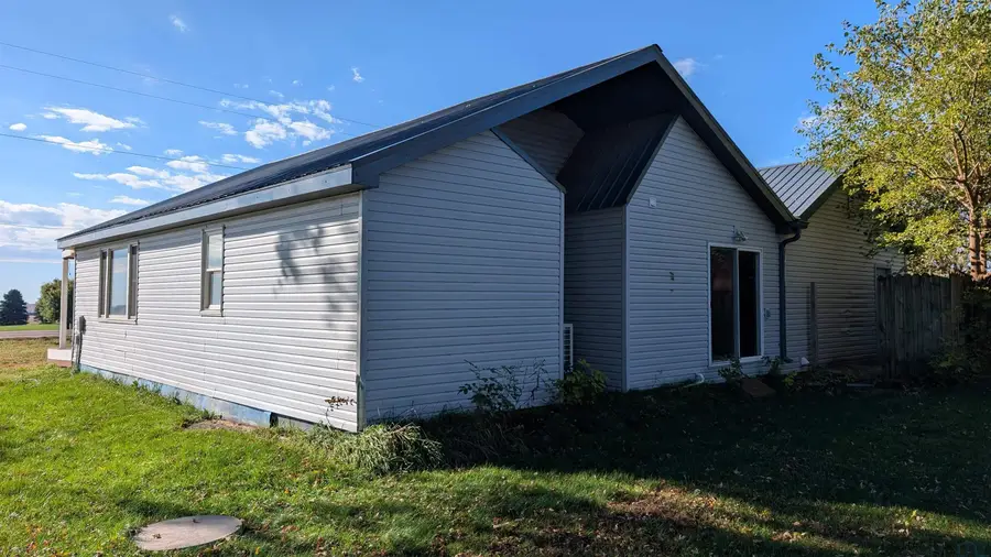 2812 360TH ST, Rock Valley, IA 51247 - #3