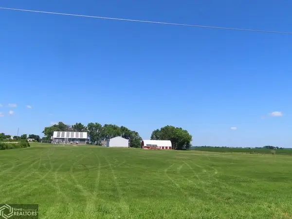 2016 S 32nd Street #A, Clear Lake, IA 50428-3907