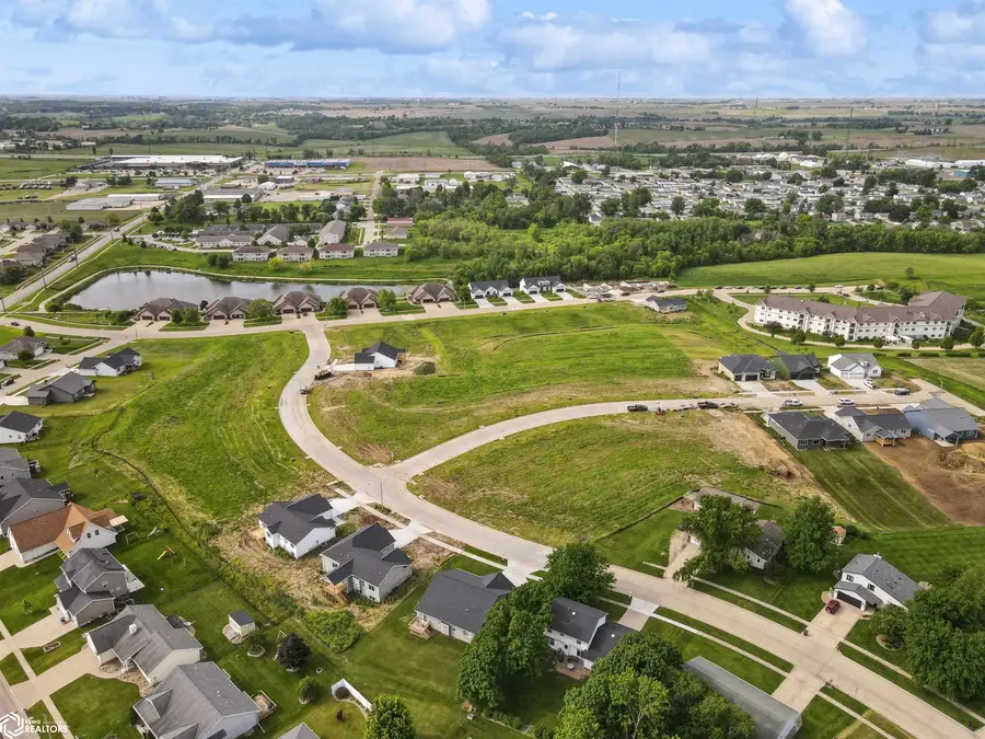 807 W Merle Hibbs Boulevard, Marshalltown, IA 50158 - Image #2