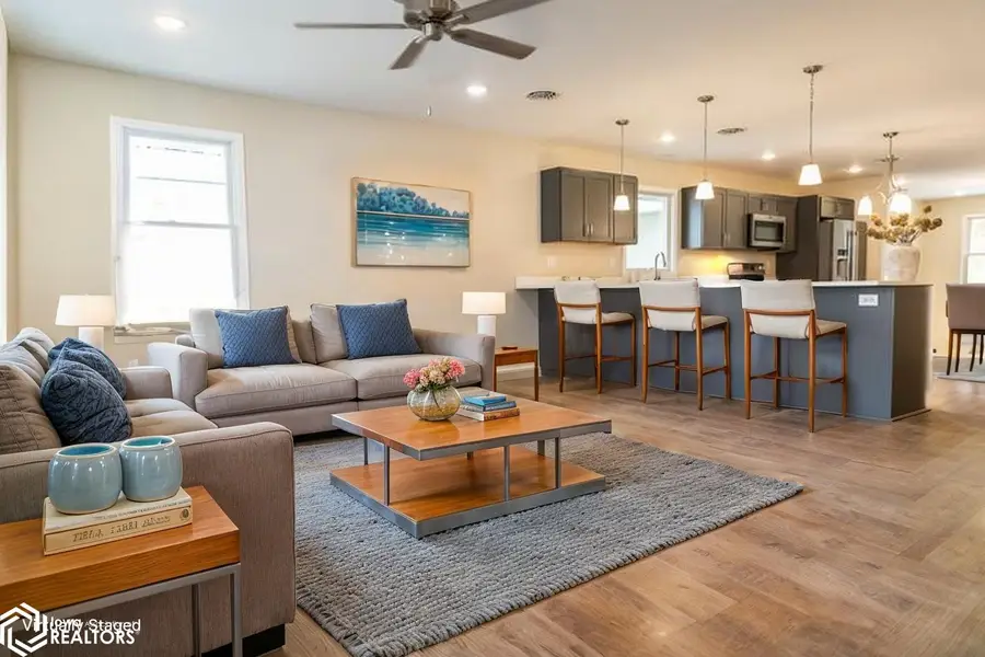 203 Glen Oaks Drive, Clear Lake, IA 50428 - Image #2