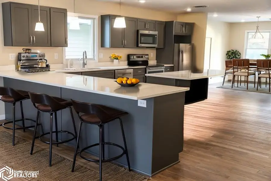 203 Glen Oaks Drive, Clear Lake, IA 50428 - Image #3