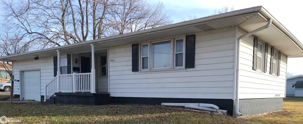1007 E Monroe Street, Mount Ayr, IA 50854 - #1