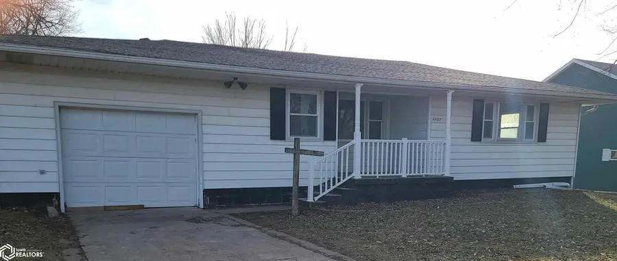 1007 E Monroe Street, Mount Ayr, IA 50854 - #3