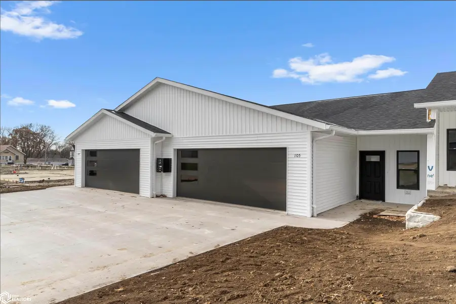 101 Emerald Cove Drive, Clear Lake, IA 50428 - Image #2
