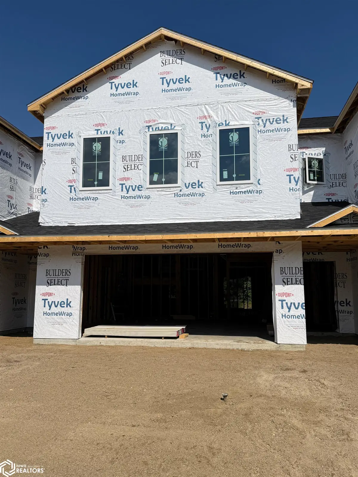 206 Stonebrook Ct., Clear Lake, IA 50428 - Image #1