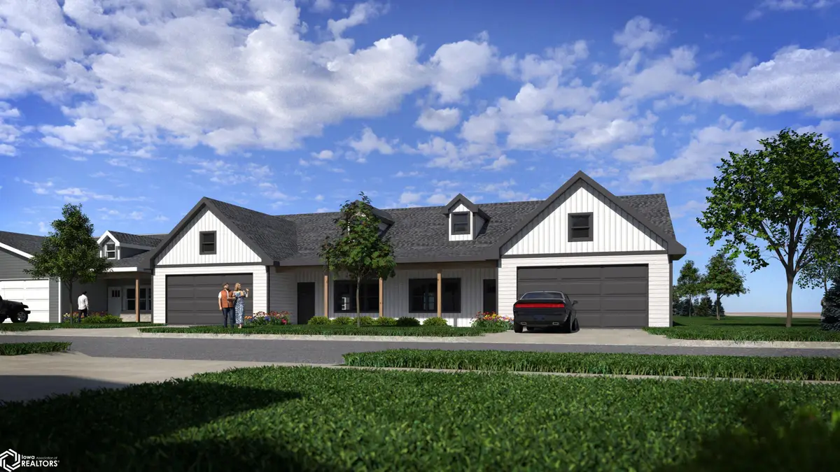 106 Emerald Cove Dr, Clear Lake, IA 50428 - Image #1