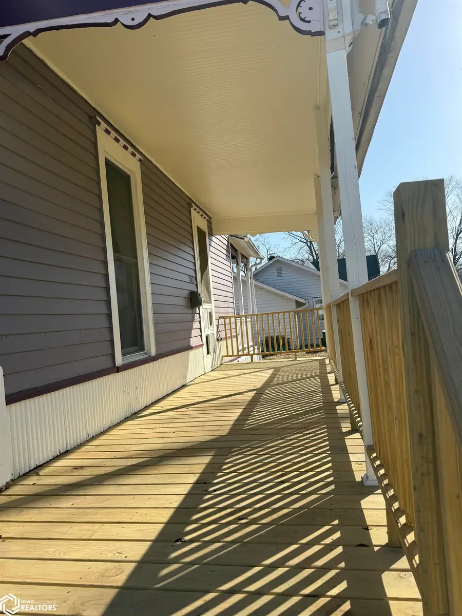 201 E Kirkwood, Fairfield, IA 52556 - Image #2