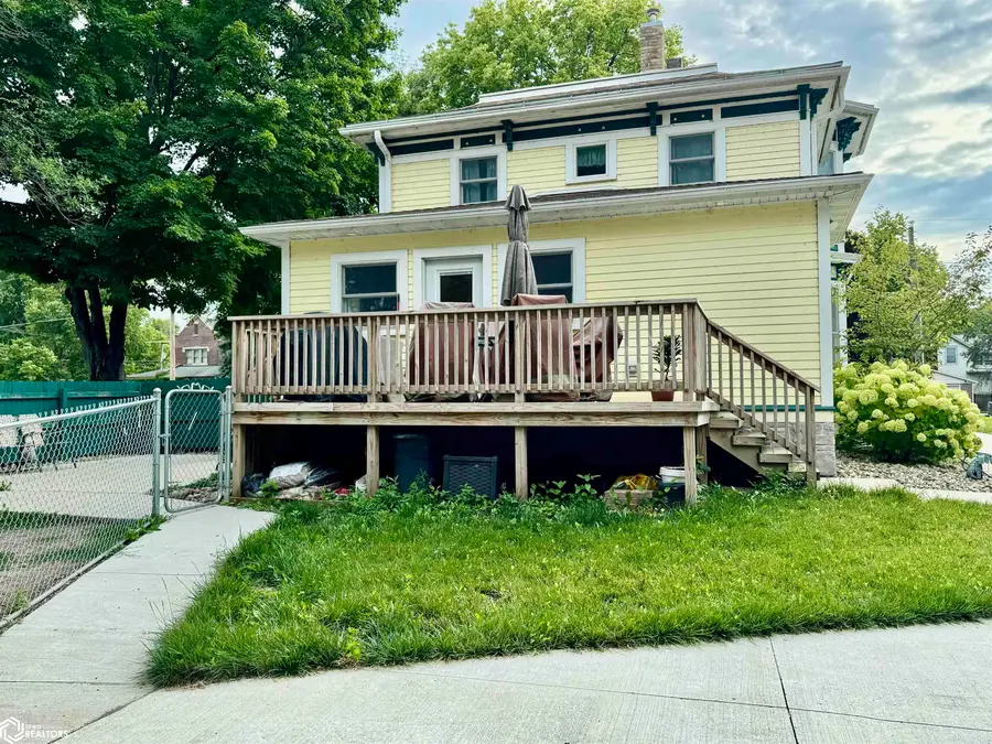 300 N 4th St, Clear Lake, IA 50428 - Image #3