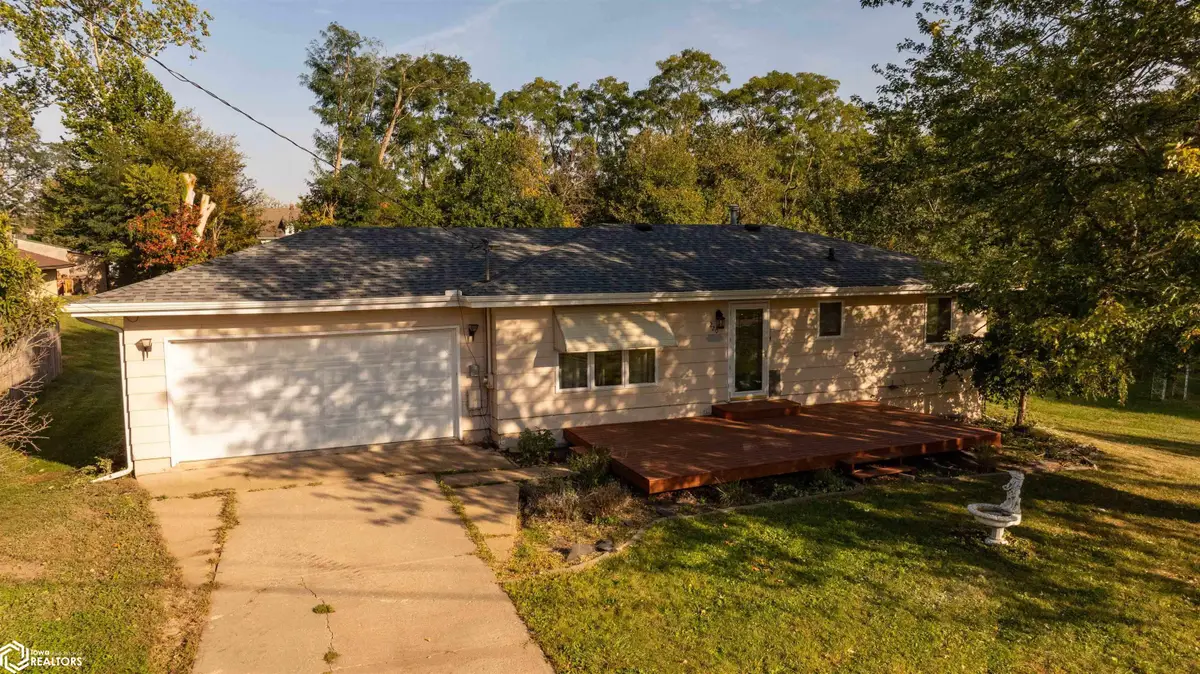 220 S Hazel Street, Agency, IA 52530 - Image #1