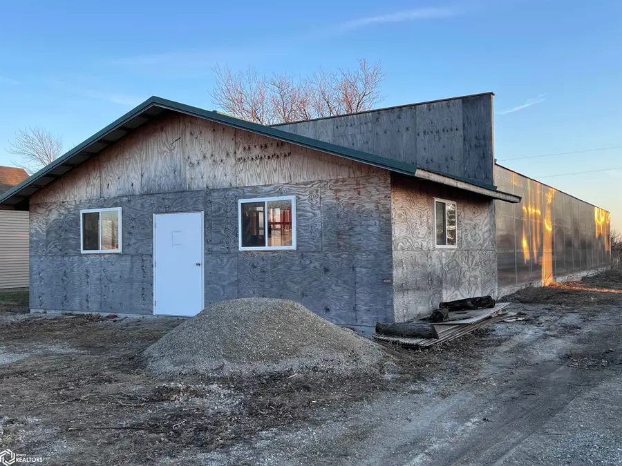 211 W Main Street, Drakesville, IA 52552 - Image #2