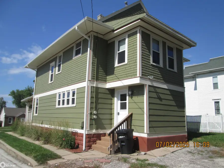 207 E 5th Street, Atlantic, IA 50022 - #2