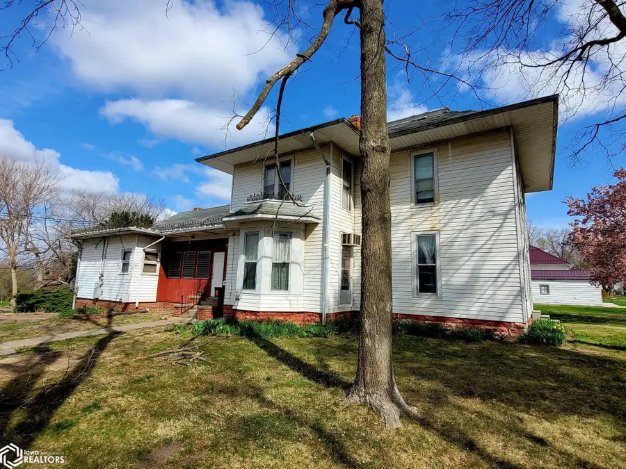 202 N West Street, Sigourney, IA 52591 - Image #3