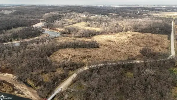 2318 Seven Hills Road, Coggon, IA 52218