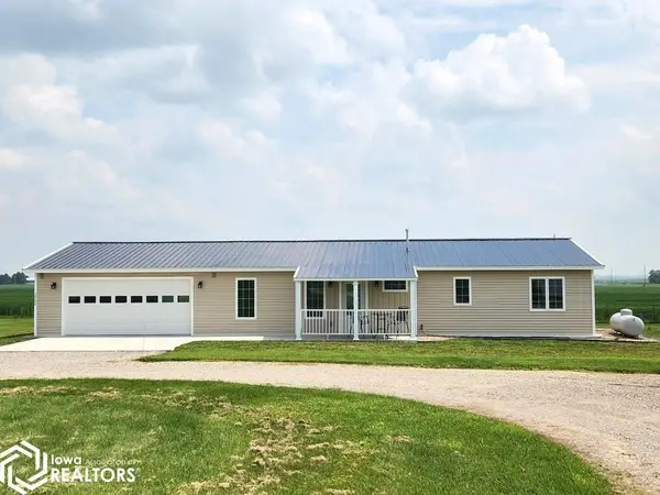 2506 S 32nd Street, Clear Lake, IA 50428