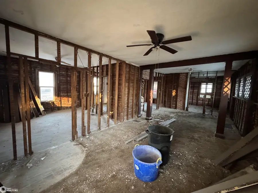 605 N Park, Centerville, IA 52544 - Image #3