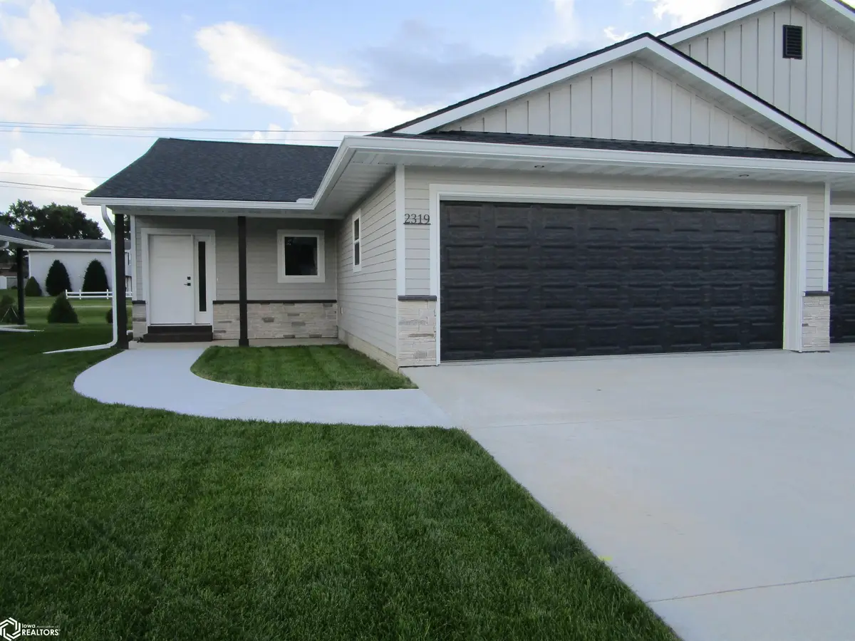 2311 Heritage Lane, Iowa Falls, IA 50126 - Image #1