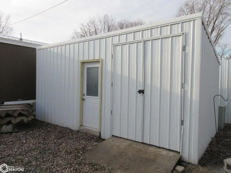 33585 Schany Drive, Ruthven, IA 50358 - Image #3