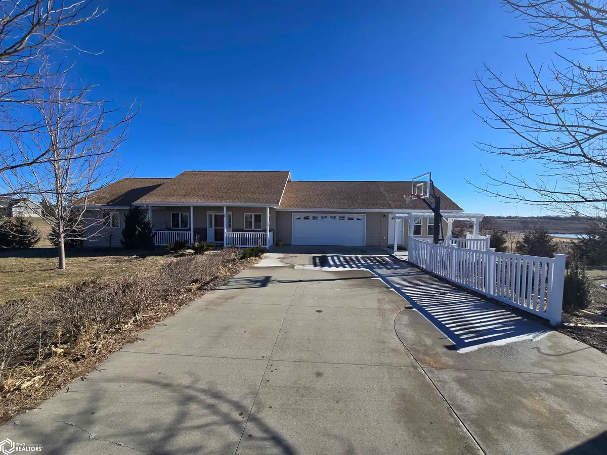 1690 Dogwood Avenue, Creston, IA 50801 - Image #1