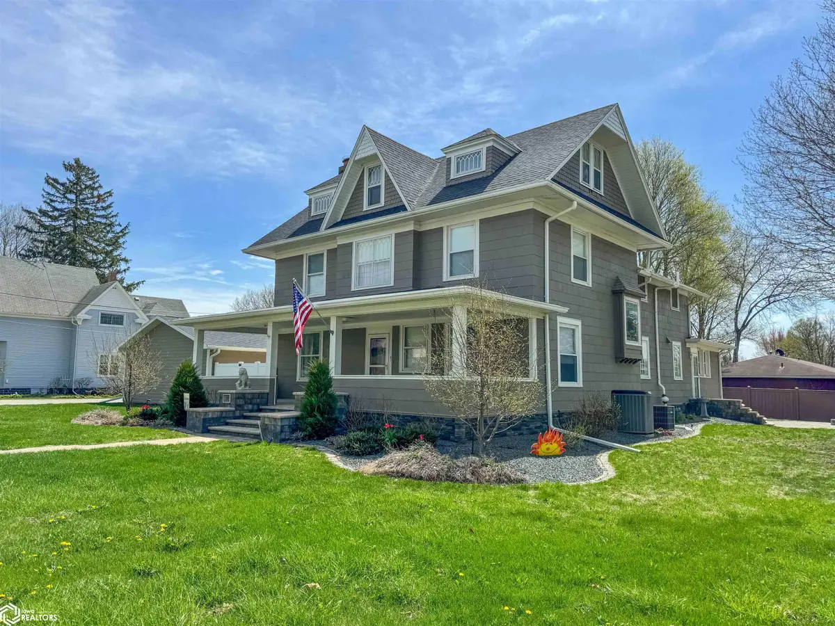 705 Central Avenue E, Hampton, IA 50441 - Image #1