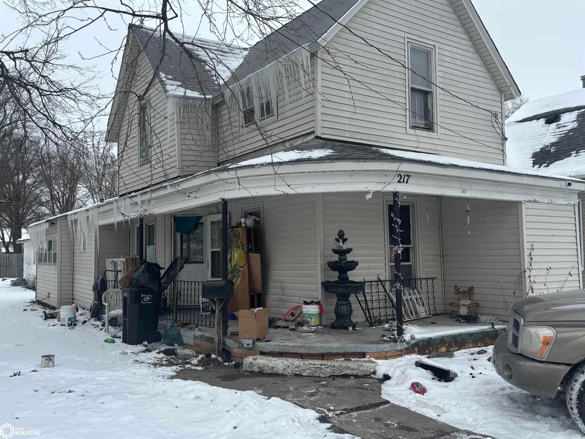 217 S Willard Street, Ottumwa, IA 52501 - Image #1
