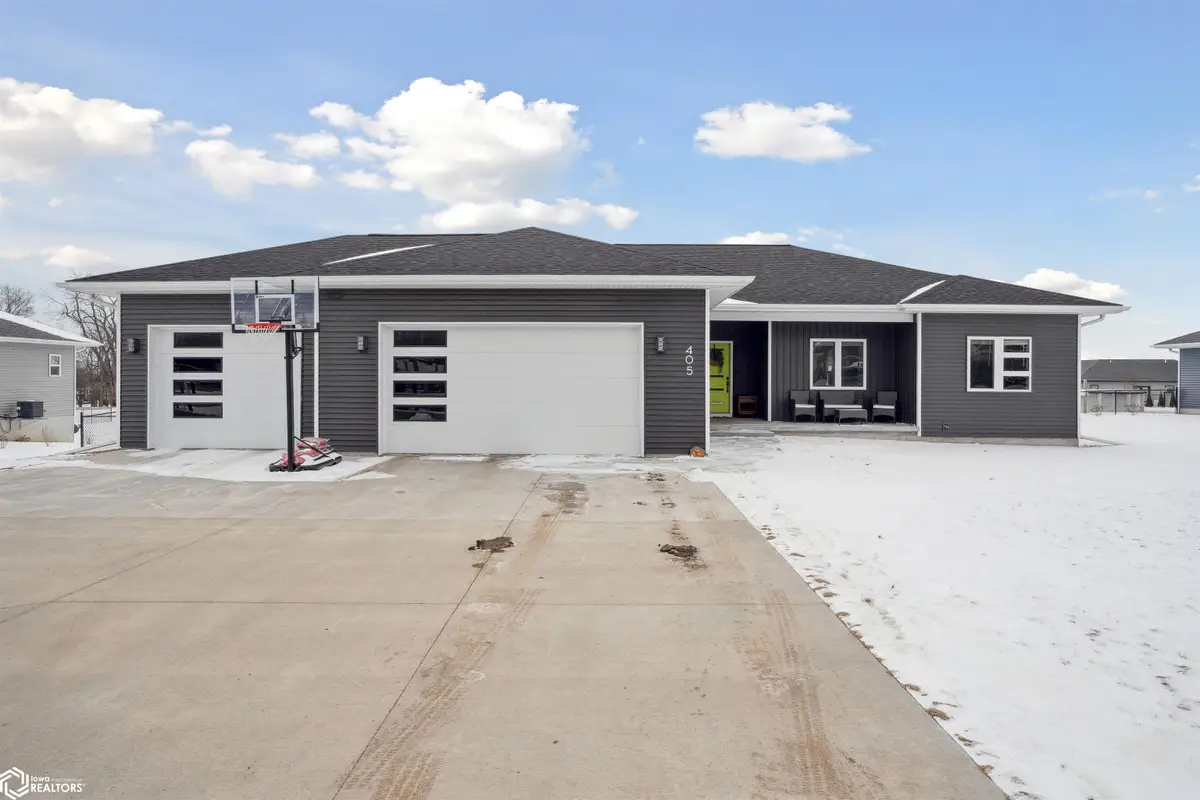 405 W Adams Street, New London, IA 52645 - Image #1